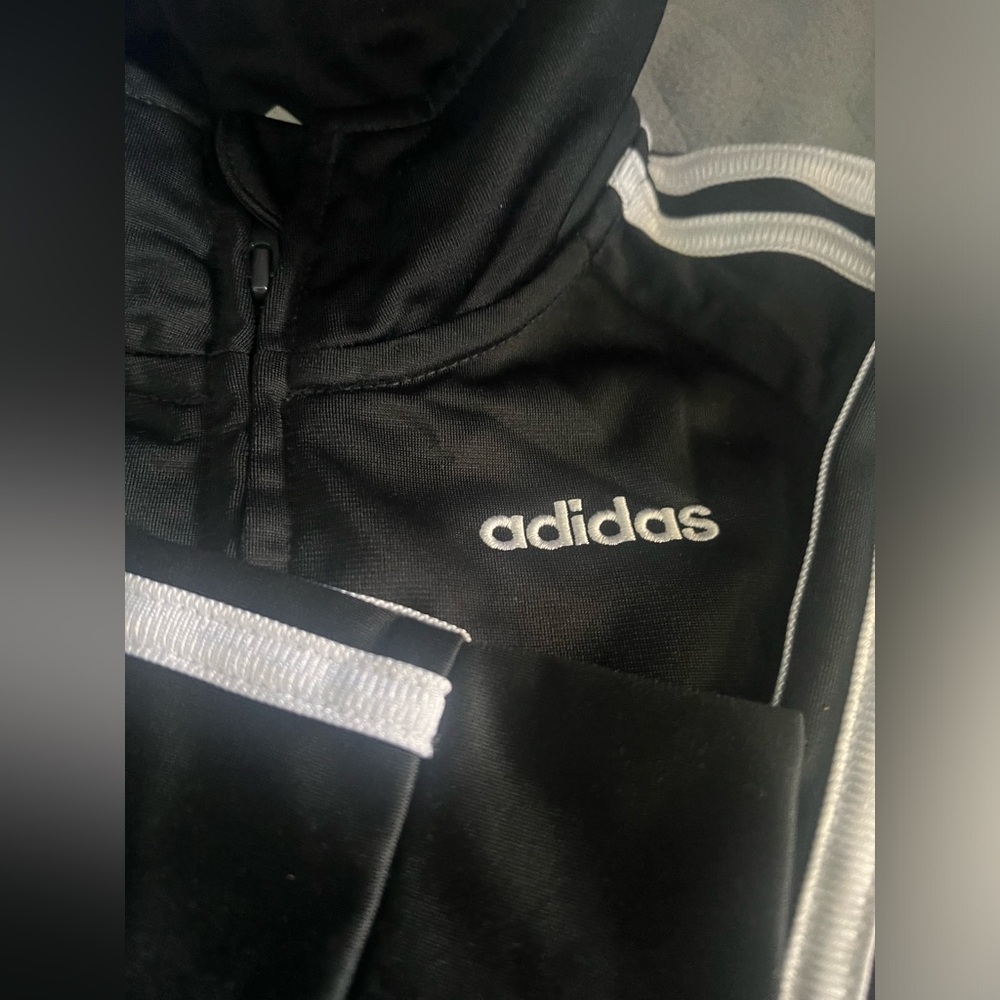 Adidas sweater/kids sweater